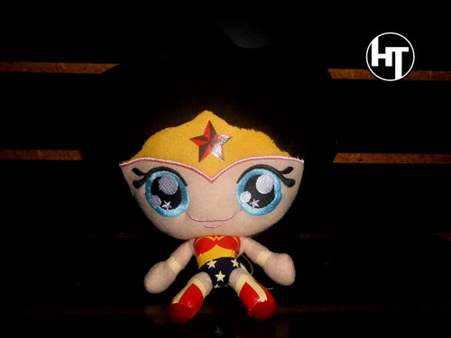 Dc Comics, Wonder Woman, Mujer Maravilla, Peluche, 9 Pulgada