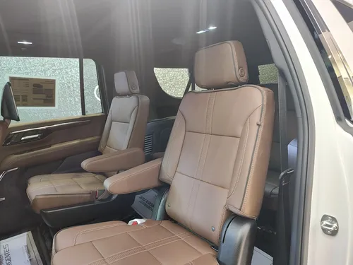 Chevrolet Suburban 6.2 High Country 4X4 At
