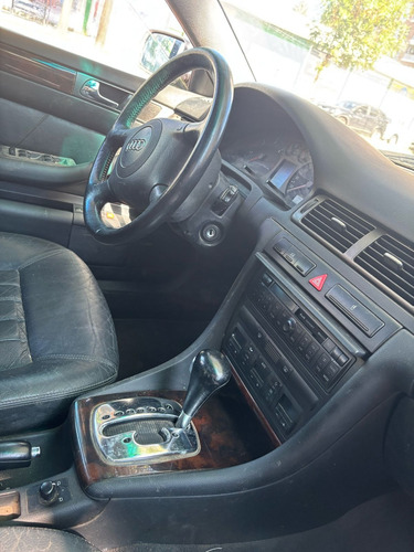 Audi A6 2.5