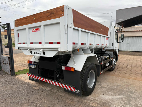 Caminhão Toco Cacamba Mb 1719 Ano 2014 Caçamba Ano 2025