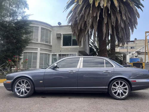 Jaguar Xj8 L