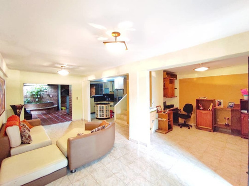 Imagen 4 de 14 de Townhouse En Villas Del Este