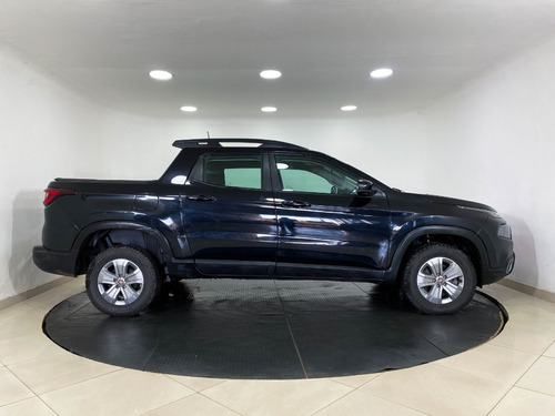 Imagem 7 de 20 de Fiat Toro