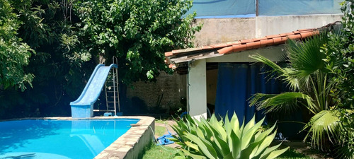 Casa En Venta En La Plata