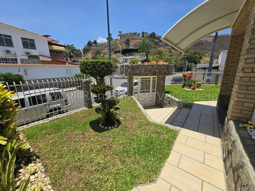 Se Vende Casa En Colinas De Vista Alegre Mls #25-21061
