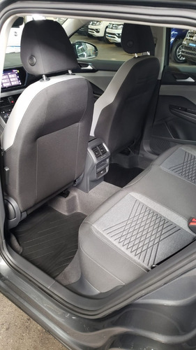 Imagen 9 de 16 de Vw Taos Comfortline 250 Tsi Automatica 0km Financio 2022