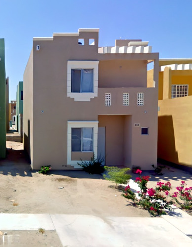 Casa En Venta En Fraccionamiento Valle Del Mezquite, La Paz. Baja California Sur