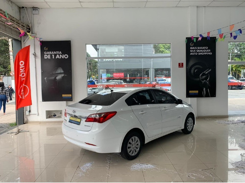 Imagem 8 de 8 de Hyundai Hb20s 1.6 Comfort Plus 16v Flex 4p Manual