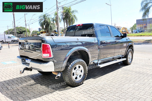 RAM Ram 2500 6.7 Laramie Cab. Dupla 4x4 Aut. 4p