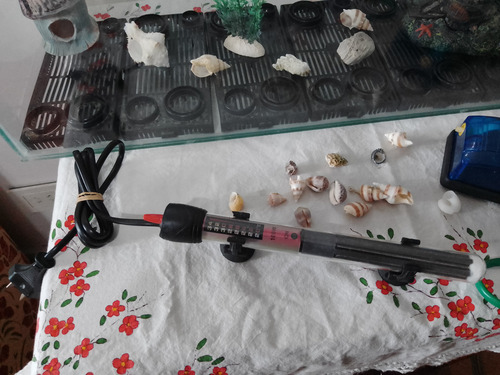 Acuario De 70x35x20 Aprox. Con Accesorios Incluidos Cristal (Usado)