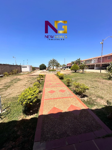Th En Lomas De Margarita Ii En Venta