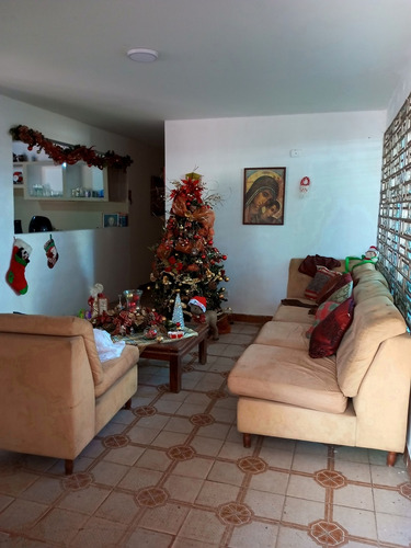 Casa En Venta En Urb.maracaibo,se Vende 2 Casas(je)