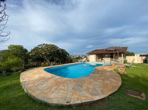 Imagem 2 de 19 de Chácara 3000m2, Casa Sede Com 465m2, 6 Dormitórios, 5 Suítes, Moveis Planejados, Área Gourmet Com Churrasqueira E Piscina, Pomar, Ótima Localização - Ch00236 - 70729815