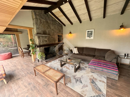 Casa Amoblada En Arriendo De 2 Dorm. En El Arrayan