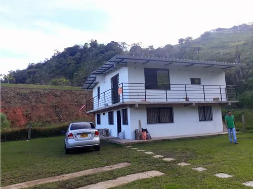 Finca En Venta En Guatape Antioquia