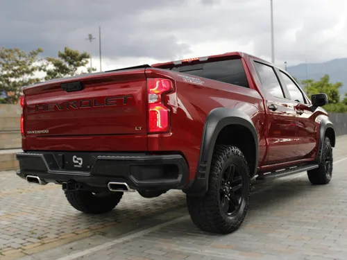 Chevrolet Silverado 5.3 Z71 4X4 At