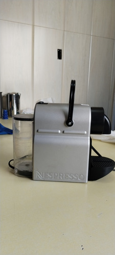 Cafetera Nespresso 