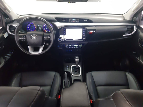 Imagem 7 de 10 de Toyota Hilux 2.8 Srv 4x4 Cd 16v Diesel 4p Automático