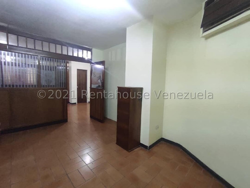 Imagen 8 de 11 de Oficina O Consult En Venta Económica Calicanto Estef 22-7079