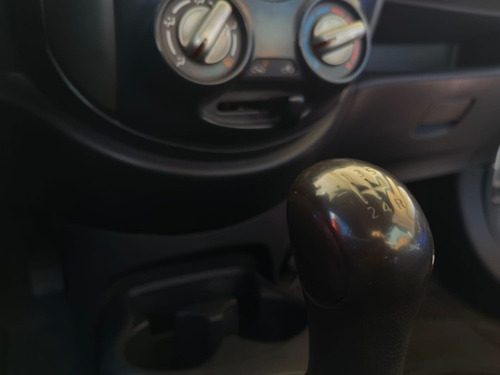 Imagen 13 de 15 de Nissan March 2017 1.6 Sense At