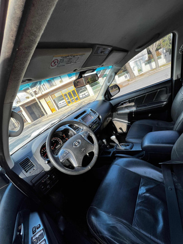 Toyota Hilux 3.0 Cd Srv Cuero 171cv 4x4 5at
