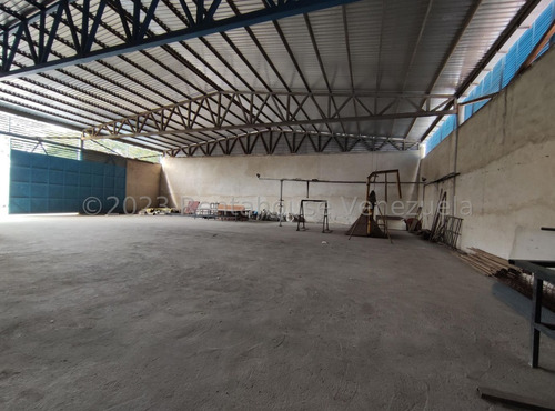 Galpones En Venta Dos Naves Santa Cruz Nv