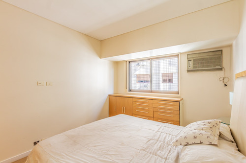 Departamento Tres Ambientes. Torre.cochera . Full Amenities. Seguridad 24 Hs