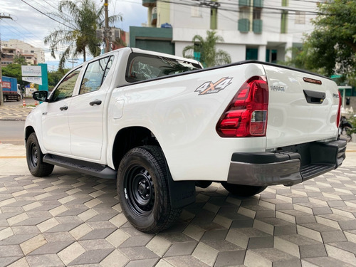 Toyota Hilux Cd Standard 2.8 0km