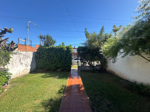 Casa 4 Amb Garage Y Jardín Apto Cred En Palomar !