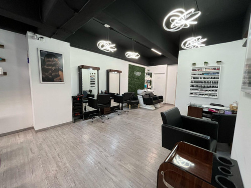 Se Traspasa Estudio De Belleza En Multiplaza Arboledas