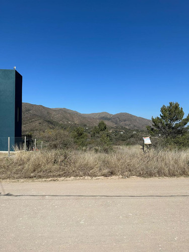 Terreno En Venta En Villa Giardino Sierras De Cordoba