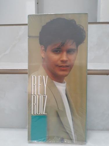 Rey Ruiz 