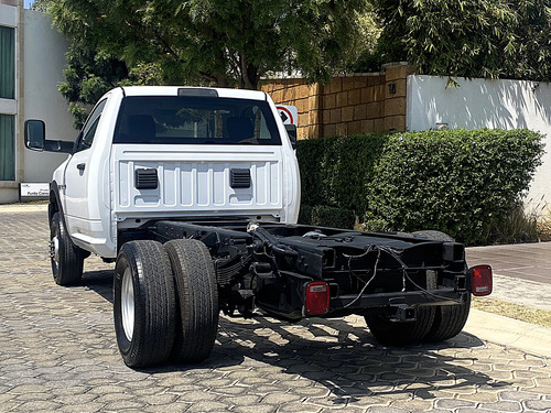 RAM 4000 5.7 Chasis Cabina Pl 4x2 Mt