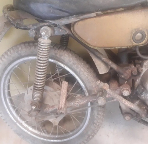 Imagen 2 de 9 de Yamaha Mini Enduro