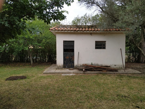 Hermosa Quinta Frente Al Río