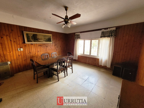 Imagen 5 de 30 de Casa En 1 Planta De 3 Amb Con Jardín Y Terraza. Oportunidad.