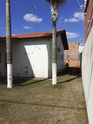 Imagem 4 de 6 de Venda De Casas / Padrão Na Cidade De Araraquara 11351