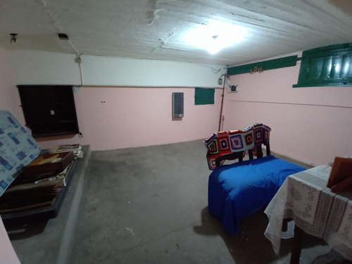Imagen 11 de 24 de Casa - Gregorio De Laferrere