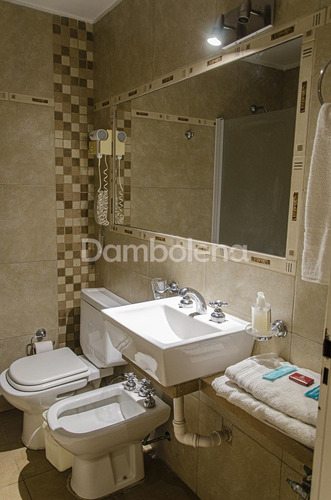 Turístico Hotel En Venta Ubicado En Luján, G.b.a. Zona Oeste, Argentina