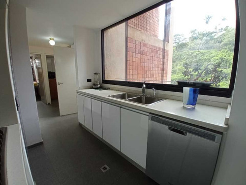 Imagen 21 de 30 de Se Vende Apartamento Actualizado 230 M² 6h/5b/2p Santa Marta