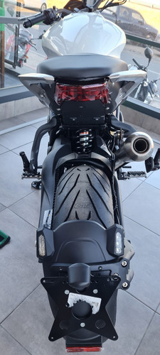 Imagen 3 de 24 de Benelli 752s - Benelli Store Pilar Mp