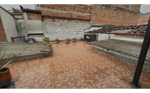 Casa En Tercer Piso Con Terraza En Las Cabañitas(mls#256764)