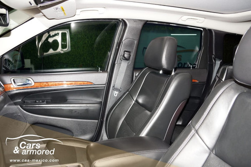 Imagen 8 de 14 de Jeep Grand Cherokee 2011 Blindada