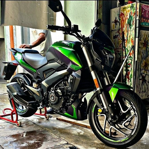 Bajaj Dominar Ug