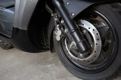 Imagen 10 de 21 de Benelli Zafferano 250