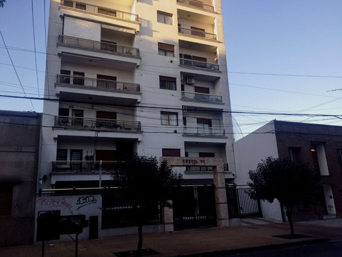 2 Entre 63 Y 64 Excelente Departamento En Venta 2 Dormitorios