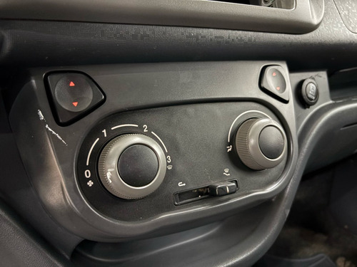 Fiat Fiorino 1.4 MPI FURGÃO HARD WORKING 8V FLEX 2P MANUAL