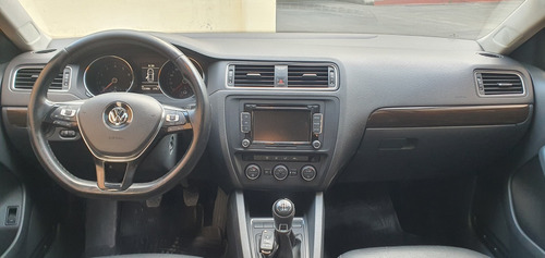 Volkswagen Vento 2.5 Luxury 170cv