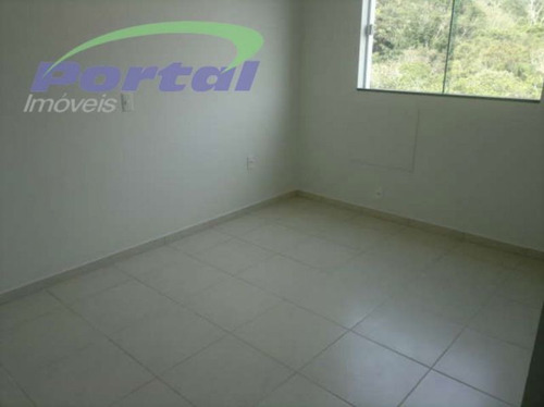 Ótimo Apartamento , Andar Térreo Contendo 2 Dormitórios , Banheiro, Living Com Ambientes Integrados,sacada Com Churrasqueira Privativa , Cozinha Área De Serviço 1 Vaga. Aceita Financiamento Bancário