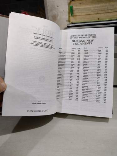 The Holy Bible Containing The Old And New Testaments Rp41 (Usado)